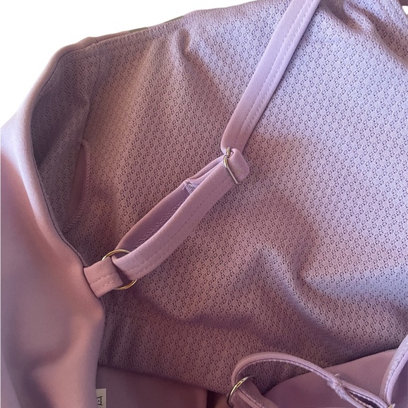 NWT Thrive Societe Reflective Lavender Tank Med - Picture 6 of 7